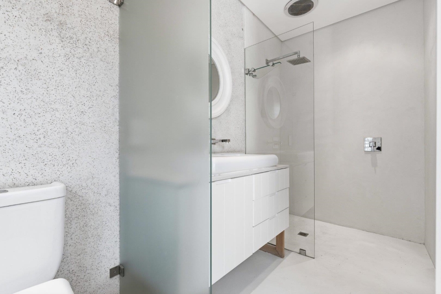 To Let 2 Bedroom Property for Rent in Sea Point Western Cape